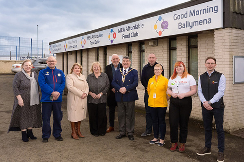 Mayor visits Mid and East Antrim’s ‘Social Supermarket’ image