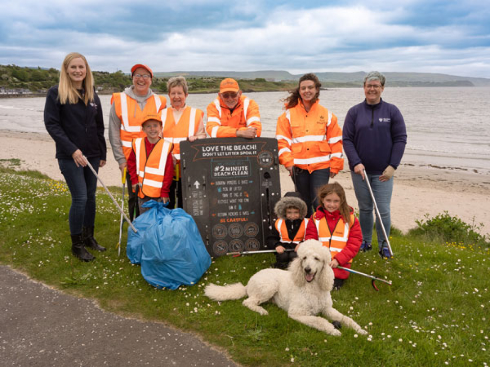 Marine litter grant funds ‘2-Minute Beach Clean’