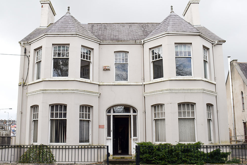 Big-hearted volunteers needed for manse transformation aimed at helping vulnerable young people image