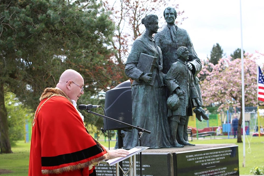 Poignant ceremony commemorates Friends Goodwill image