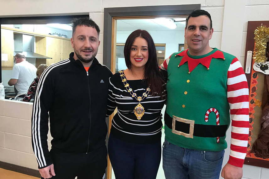 Councillor serves up charity breakfast fundraiser in aid of Women’s Aid image