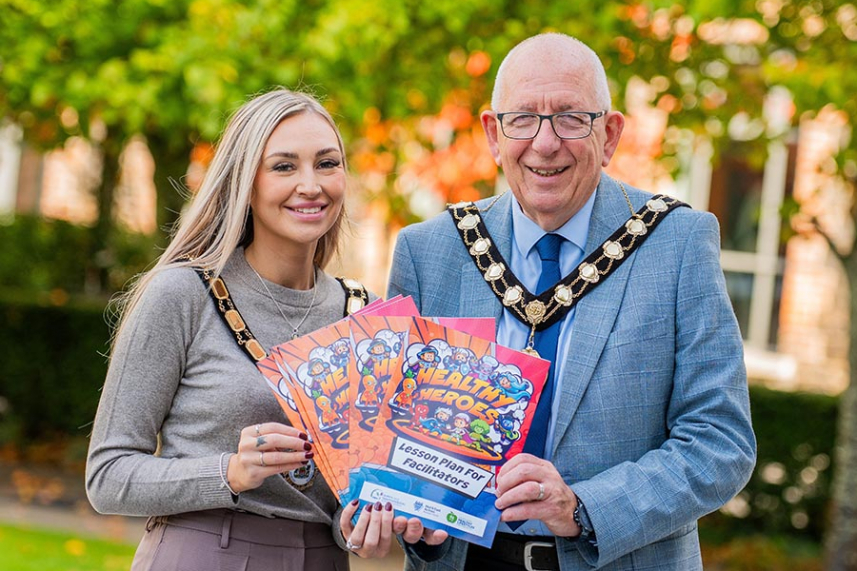 Councils’ Healthy Heroes to help fight children’s diets image