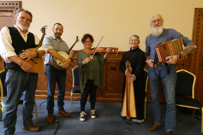 Mayor celebrates Irish Language Week 2024 with special event image