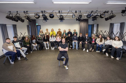 Derry Girls actor inspires students in support of creative MEA initiative image