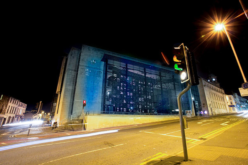 Council to shine a light on Neurofibromatosis image