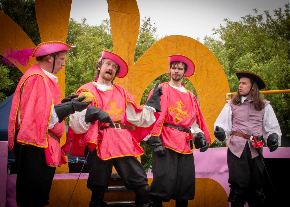 Adventure, comedy and swashbuckling action await as Illyria's acclaimed production of The Three Musketeers comes to Carrickfergus and Ballymena this August.